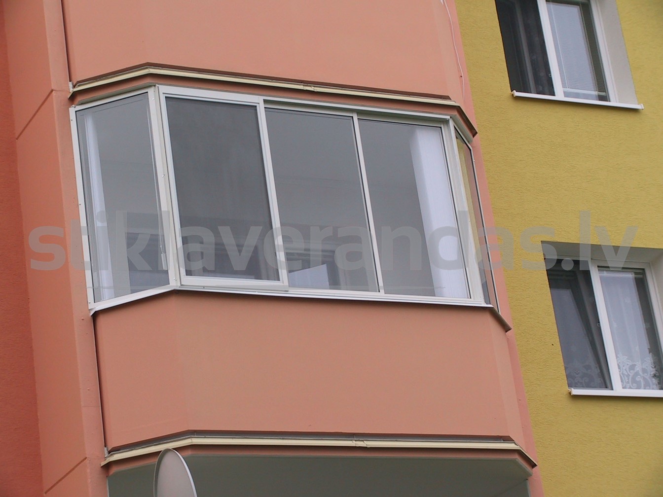 Bidamo stiklu sistema BS2 6